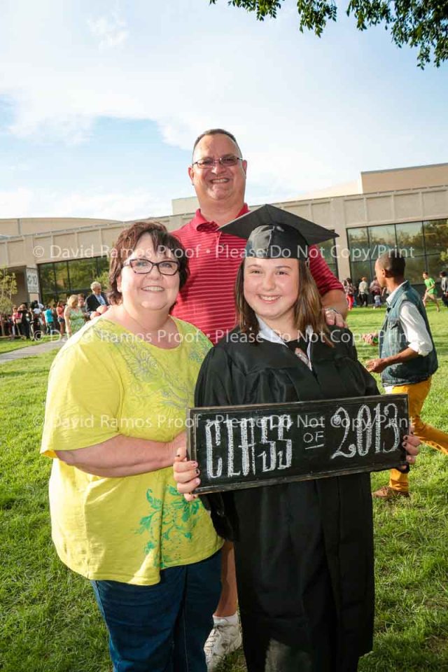 Grad13-Web Proof-8861