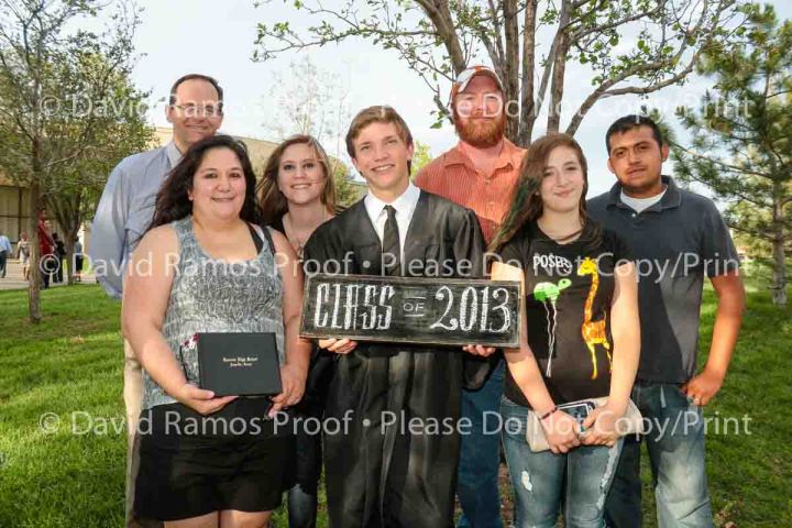 Grad13-Web Proof-8865
