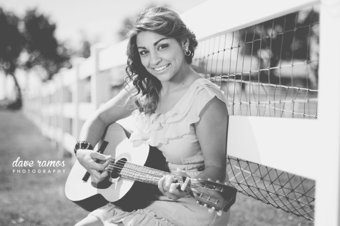 Dave-Ramos-Photo-Deisy-Country-Guitar-1581-BW