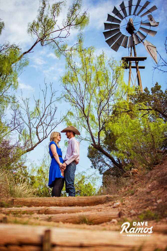 amarillo-photographer_Dave-Ramos--photography_ Engagment-Session