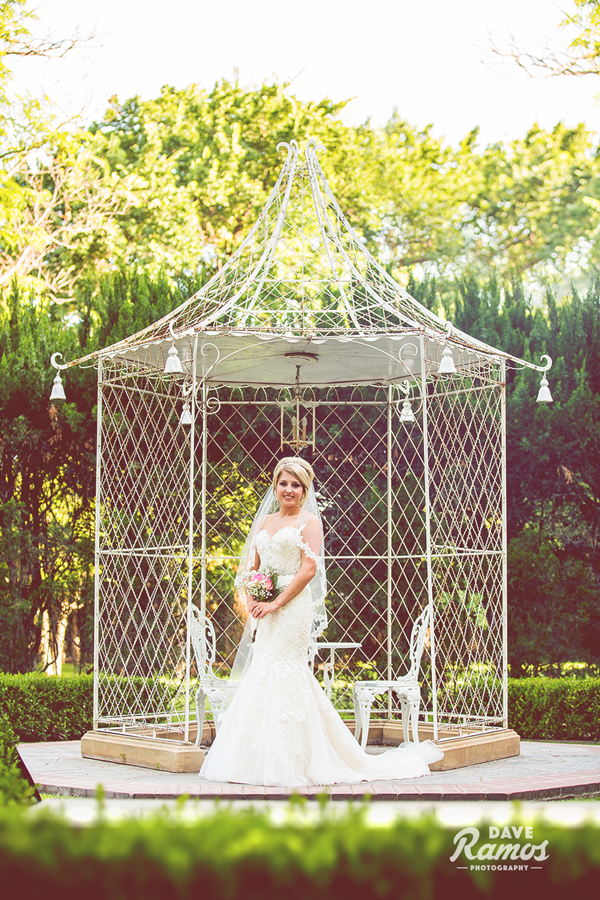 amarillo-wedding-photographer Bridal session photography