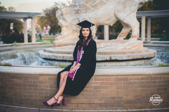 amarillo photographer_wtamu graduate portraits_Catherine-50