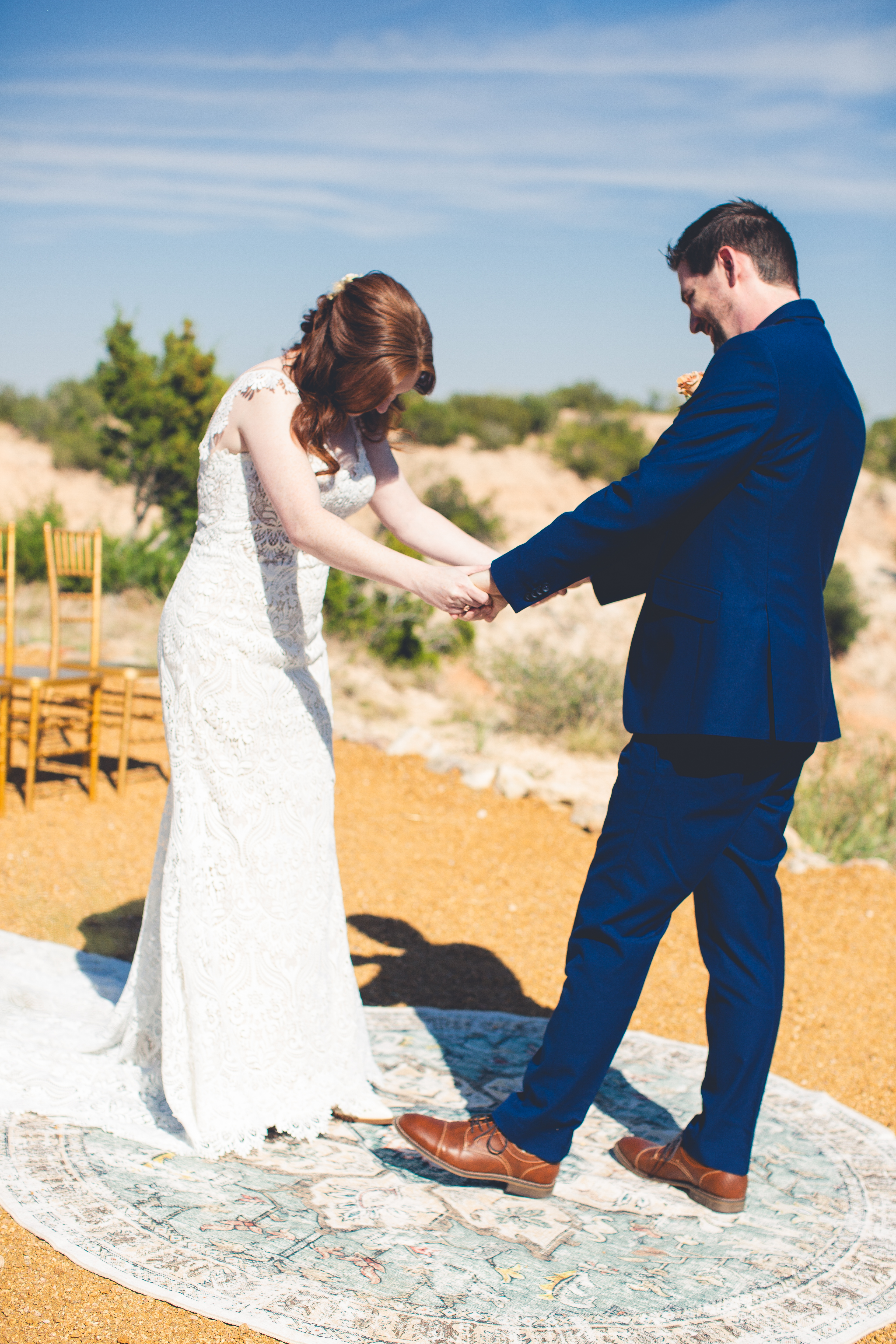 amarillo wedding photographer Dave Ramos photography palo duro canyon wedding doves rest cabin