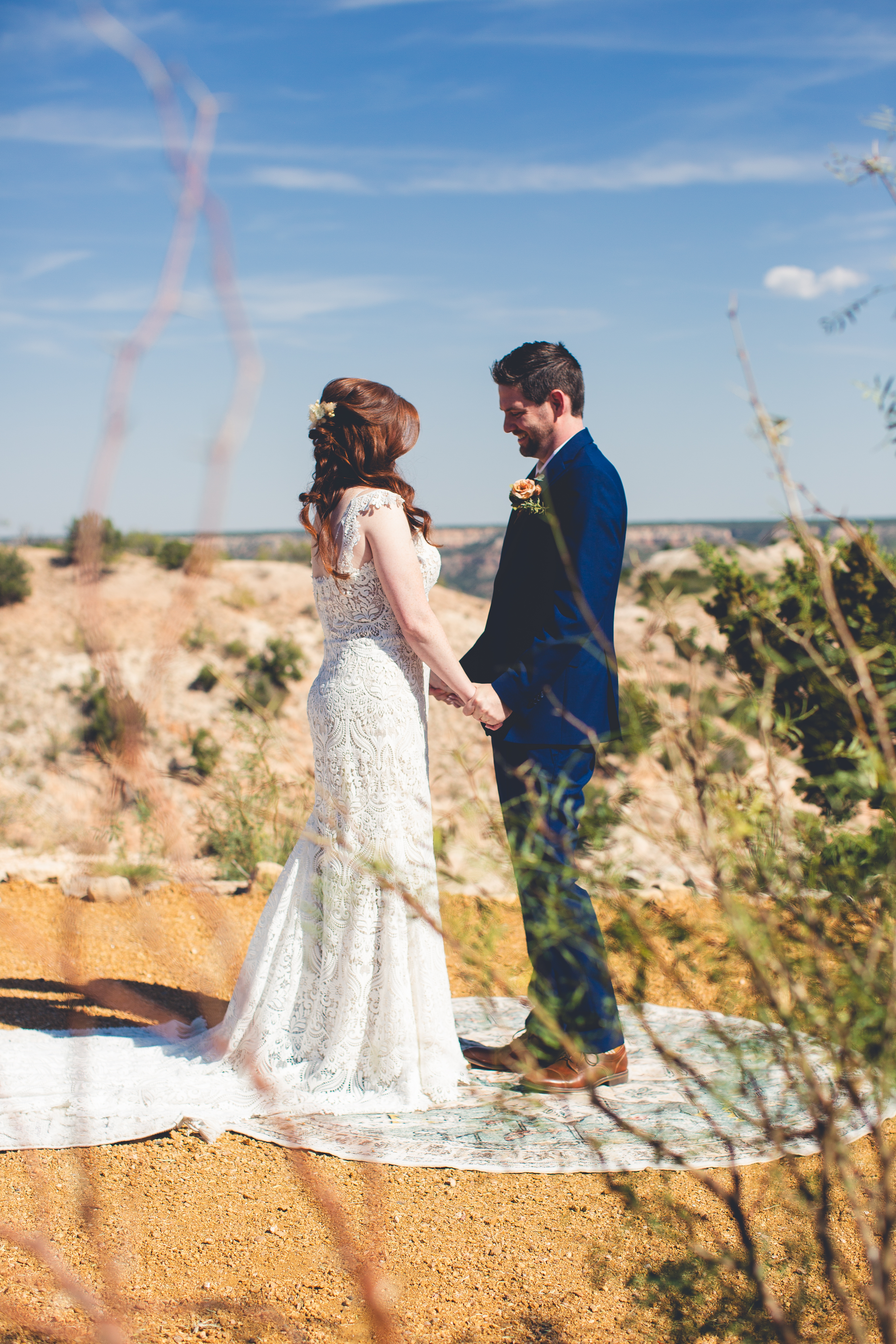 amarillo wedding photographer Dave Ramos photography palo duro canyon wedding doves rest cabin