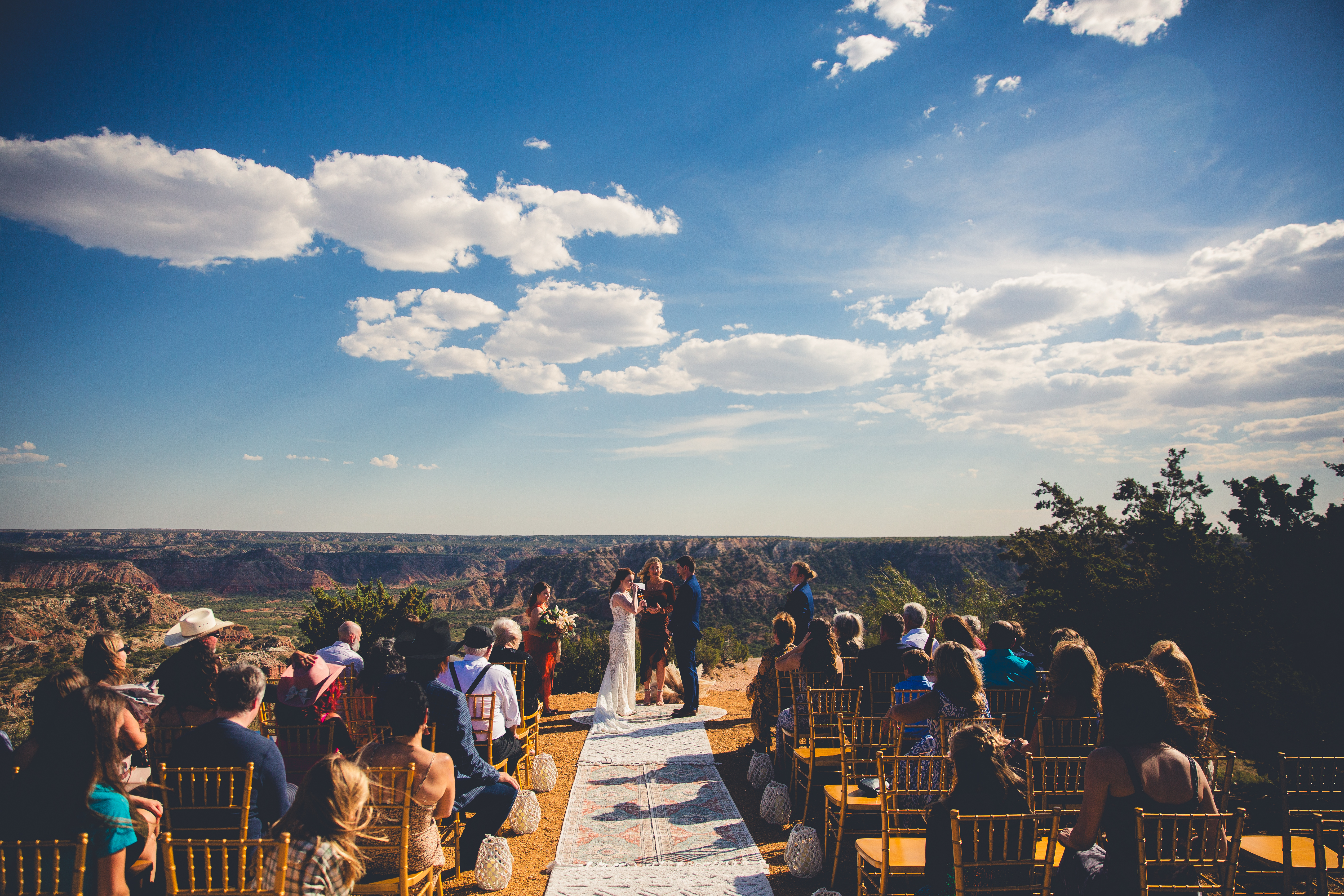 amarillo wedding photographer Dave Ramos photography palo duro canyon wedding doves rest cabin