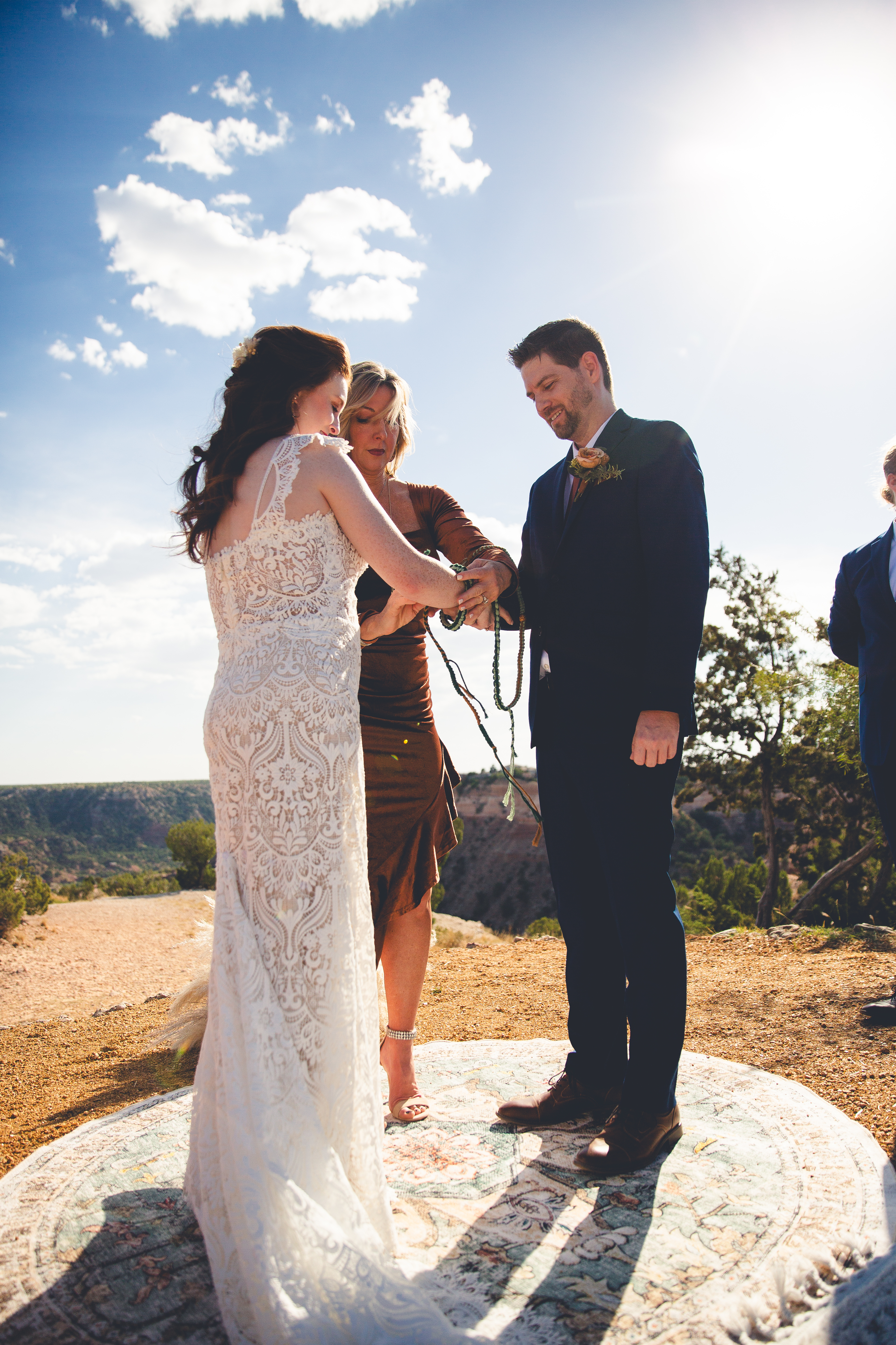 amarillo wedding photographer Dave Ramos photography palo duro canyon wedding doves rest cabin