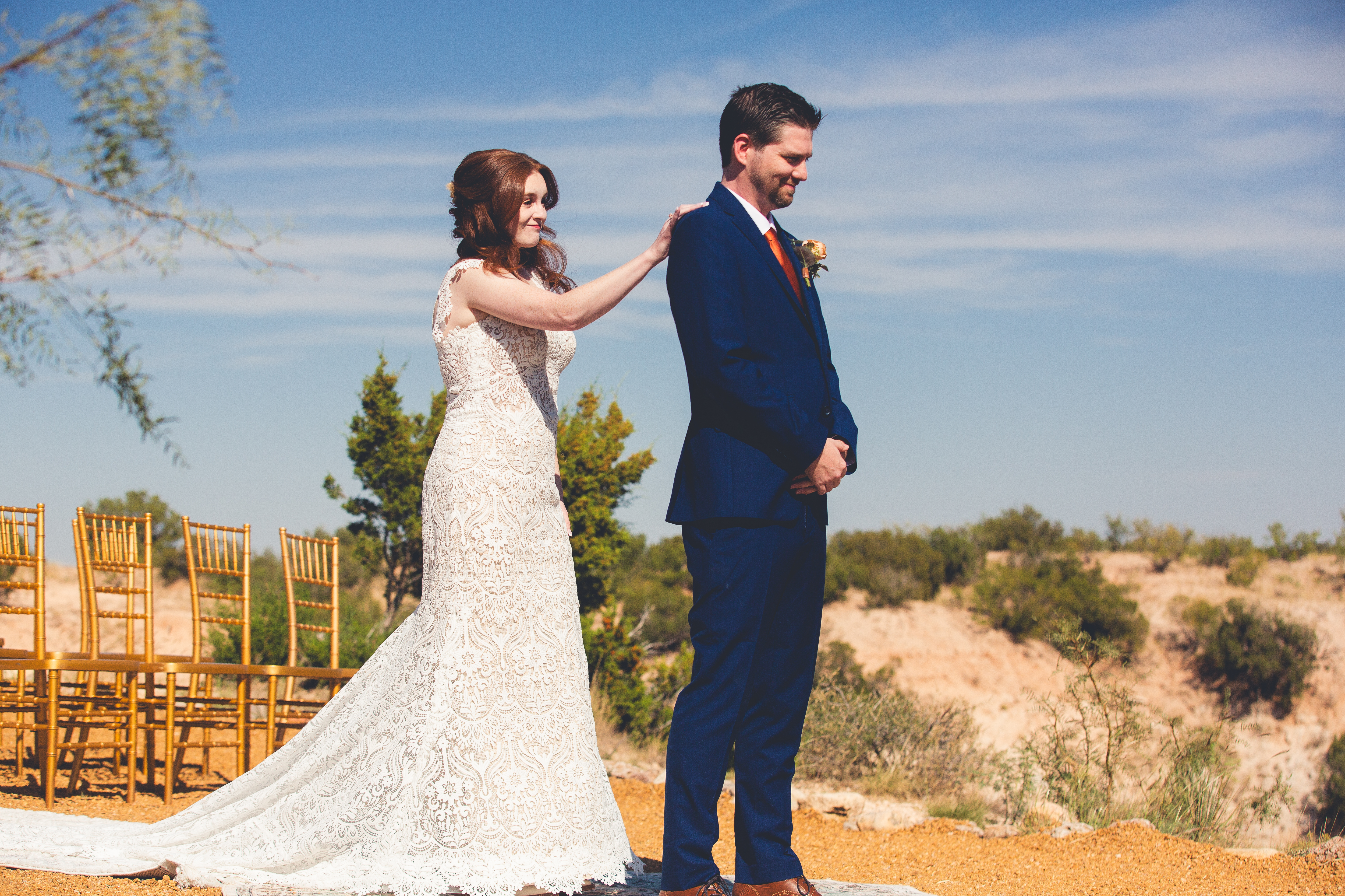 amarillo wedding photographer Dave Ramos photography palo duro canyon wedding doves rest cabin