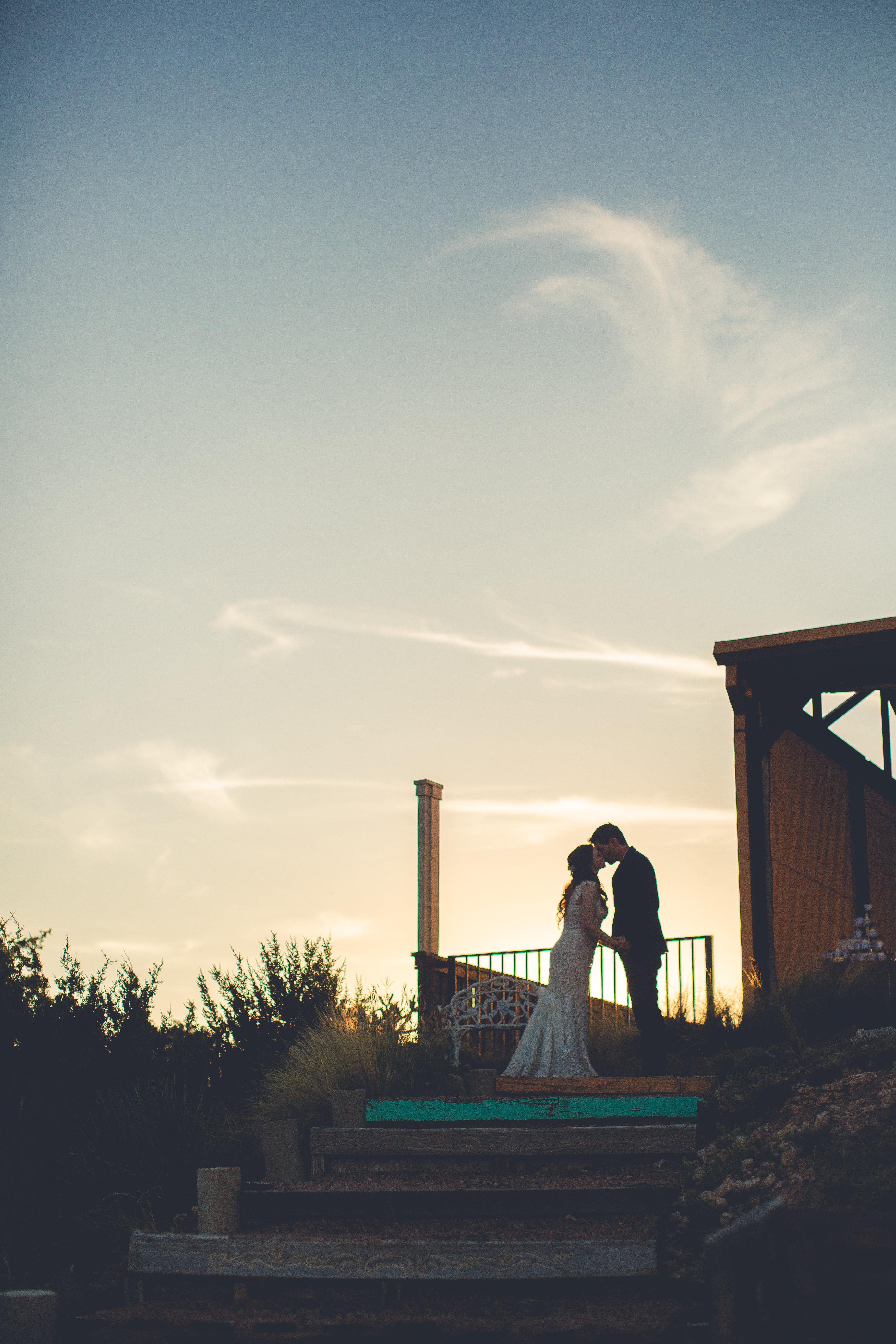 amarillo wedding photographer Dave Ramos photography palo duro canyon wedding doves rest cabin